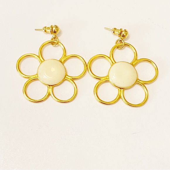 Vintage Earrings Flower Power 90s Y2K Gold Tone Drop Dangle Large XL Stu… - Picture 2 of 6